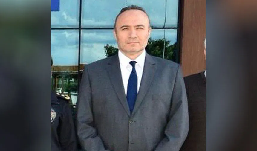 Serdar Buyukcelebi Kimdir