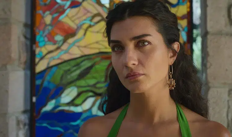 Sultana filminde Meral
