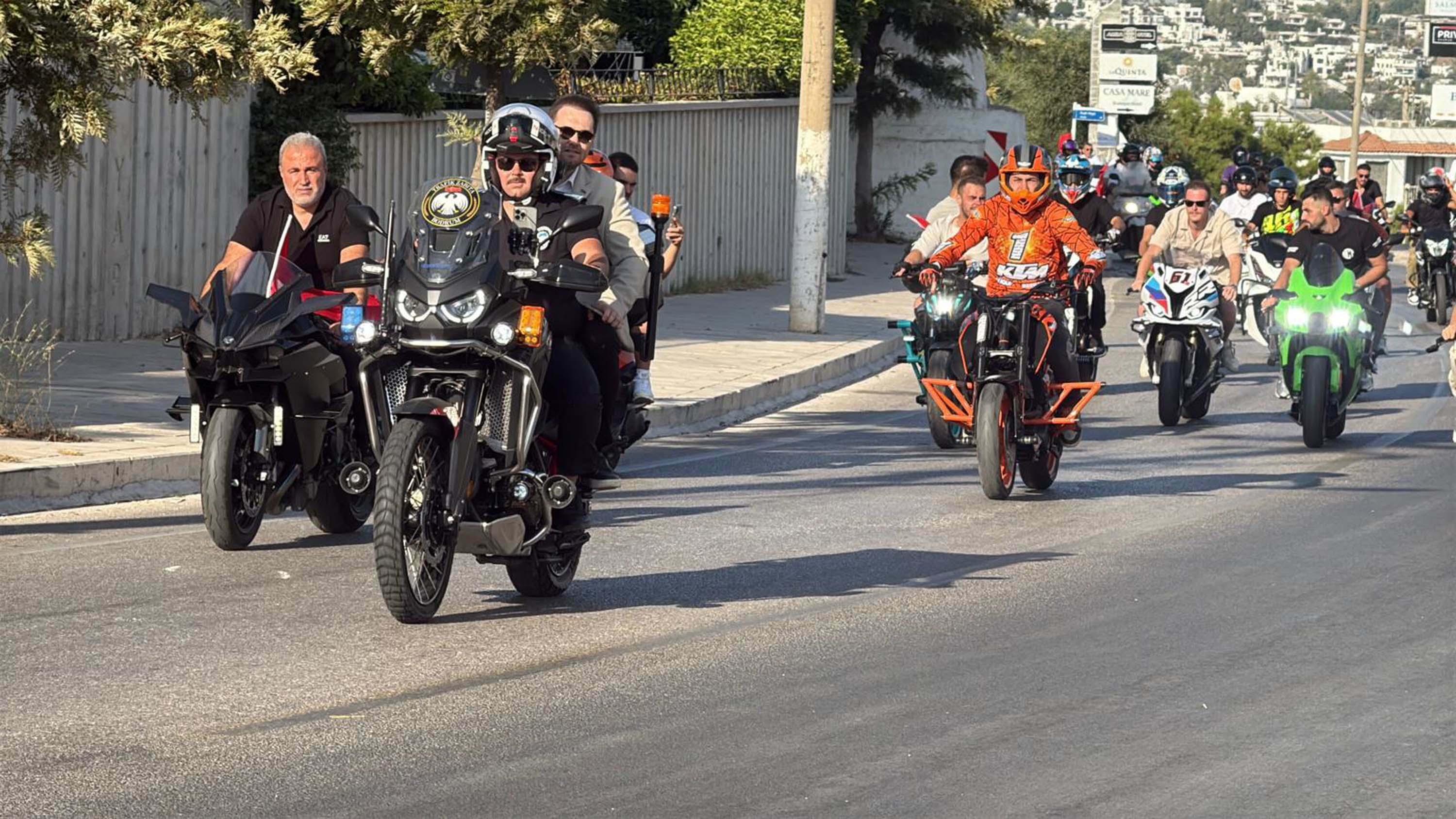 U L U S L A R A R A S I B O D R U M M O T O F E S T E Y O G U N I L G 912684 271185