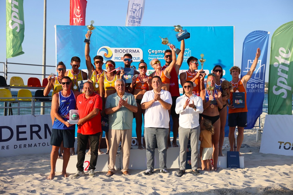 Uluslararası Plaj Voleybolunun Kalbi Çeşme’de Attı8
