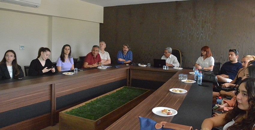 Uşak Üniversitesi-3