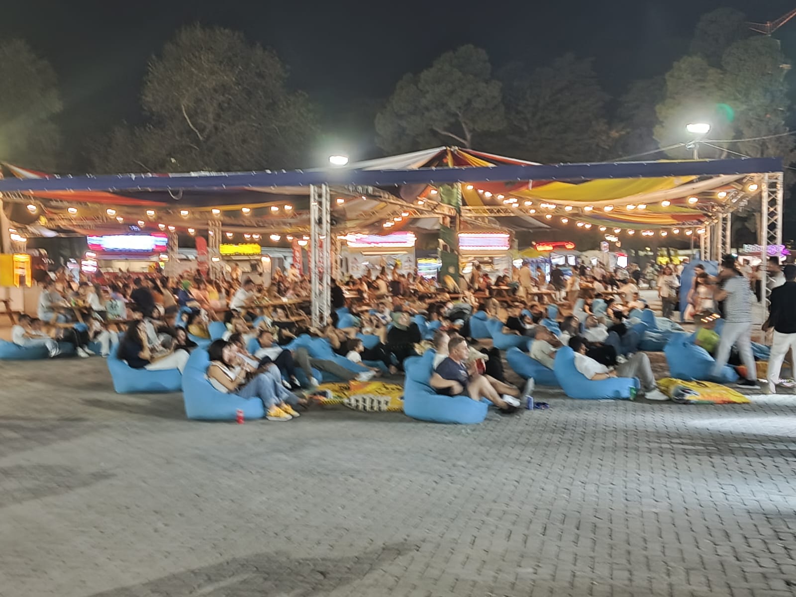 İHTİYAR DELİKANLI İEF'DE SON ÜÇ GECE... 