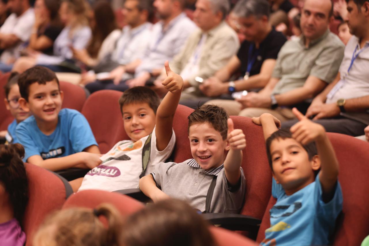 DEÜ’den geleceğin mucitlerine çağrı: "Yapay zekayı yapan nesillere ihtiyacımız var"