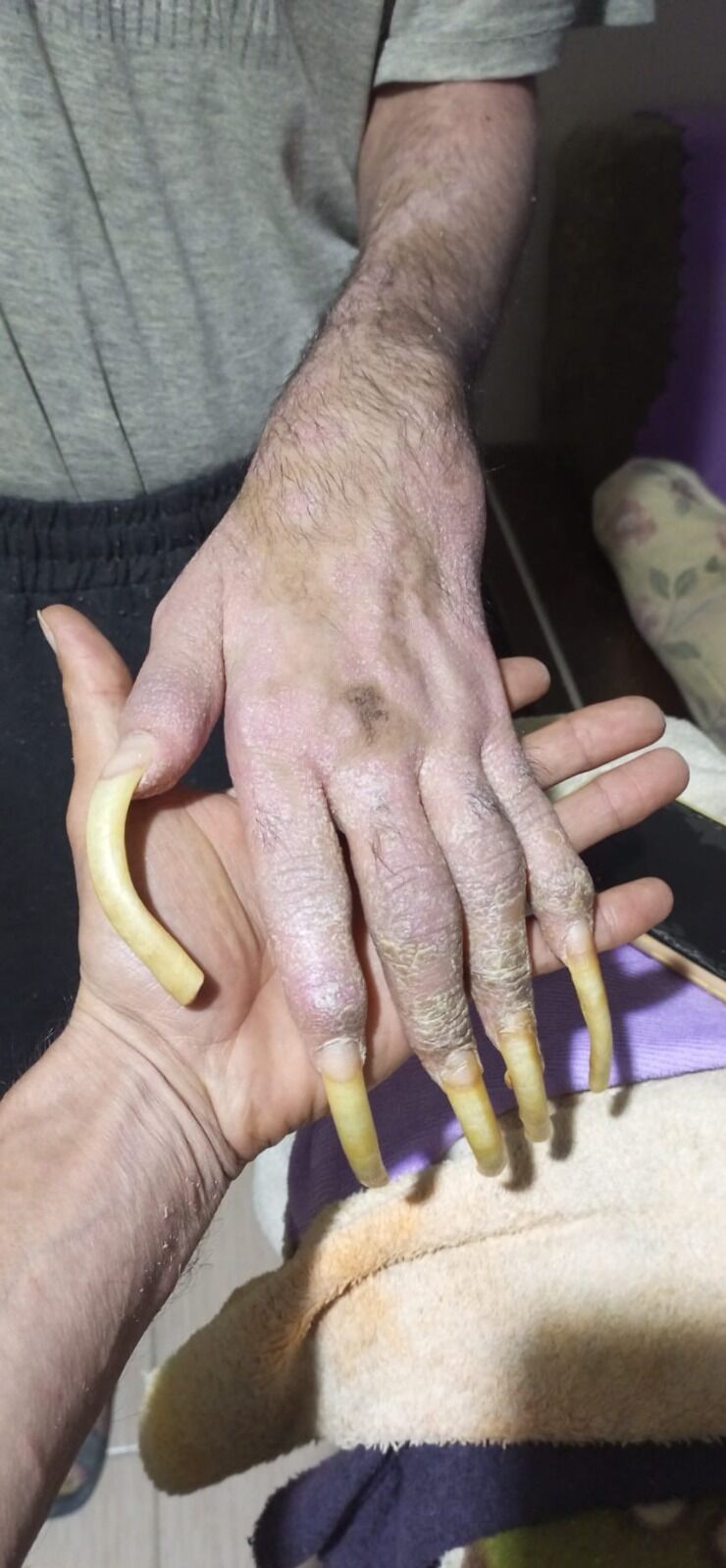 Yaşama küstü, dijital dünyaya hapsoldu