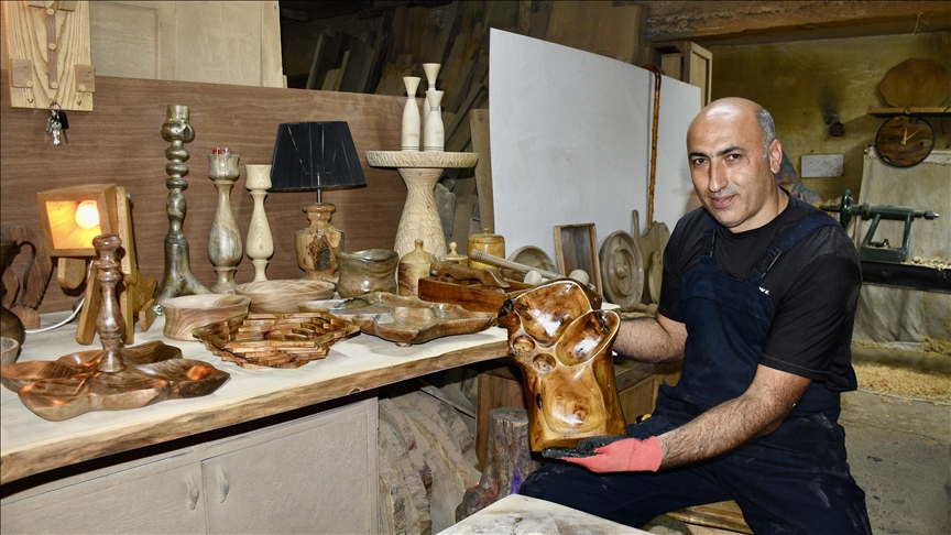 Ahşap Sanatı Polis