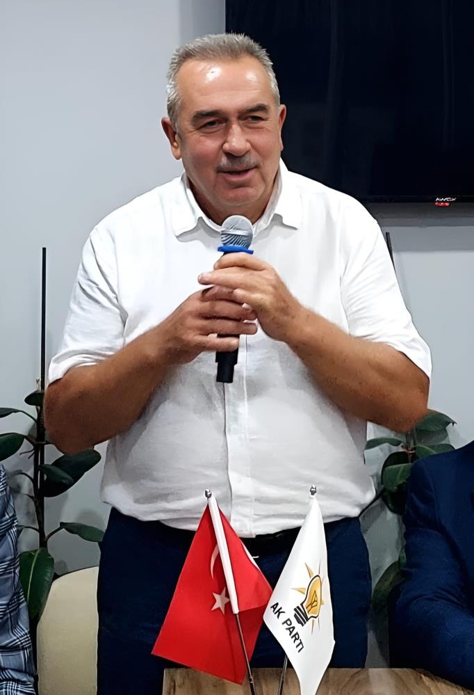 Ak Parti Bergama İlçe Başkanı Hasan Şahin