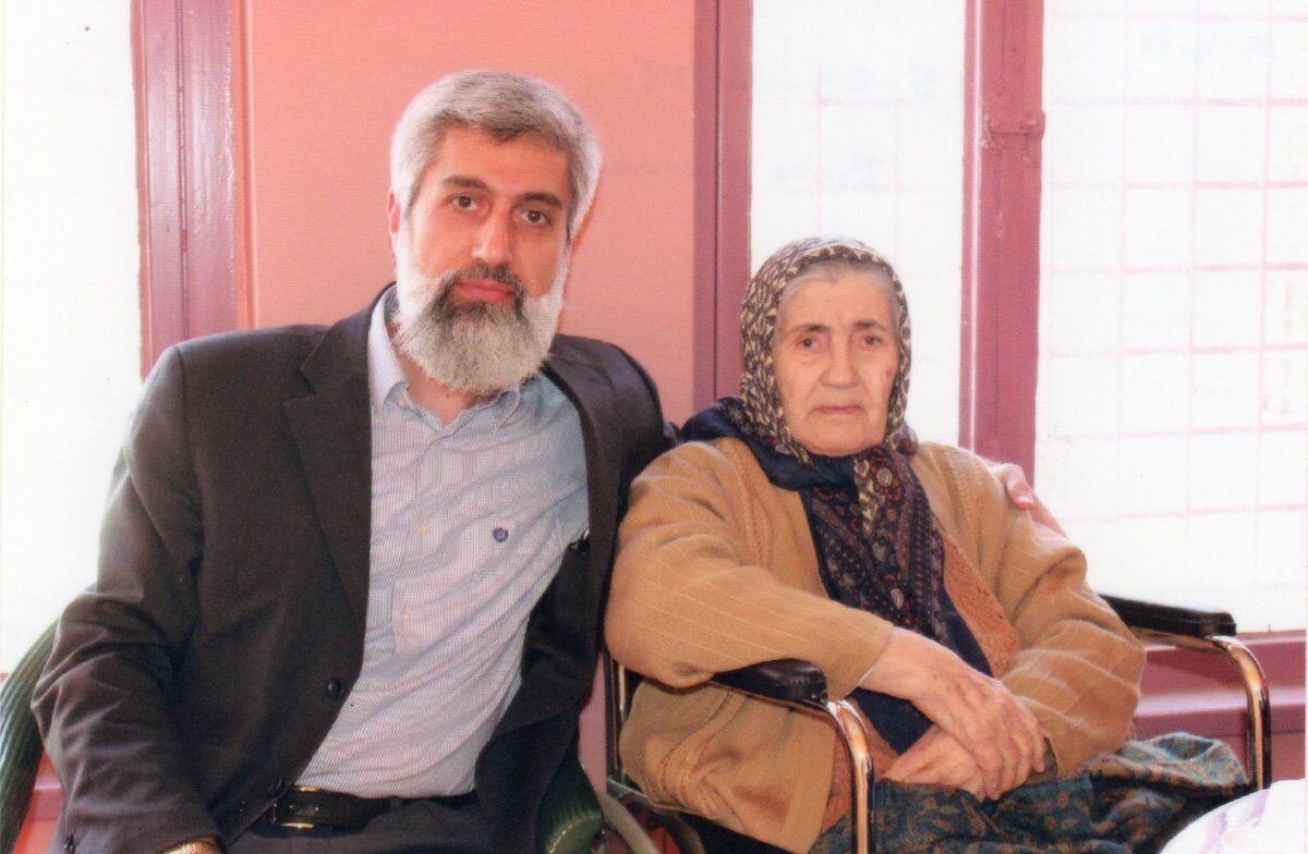 Alparslan Kuytul Annesi