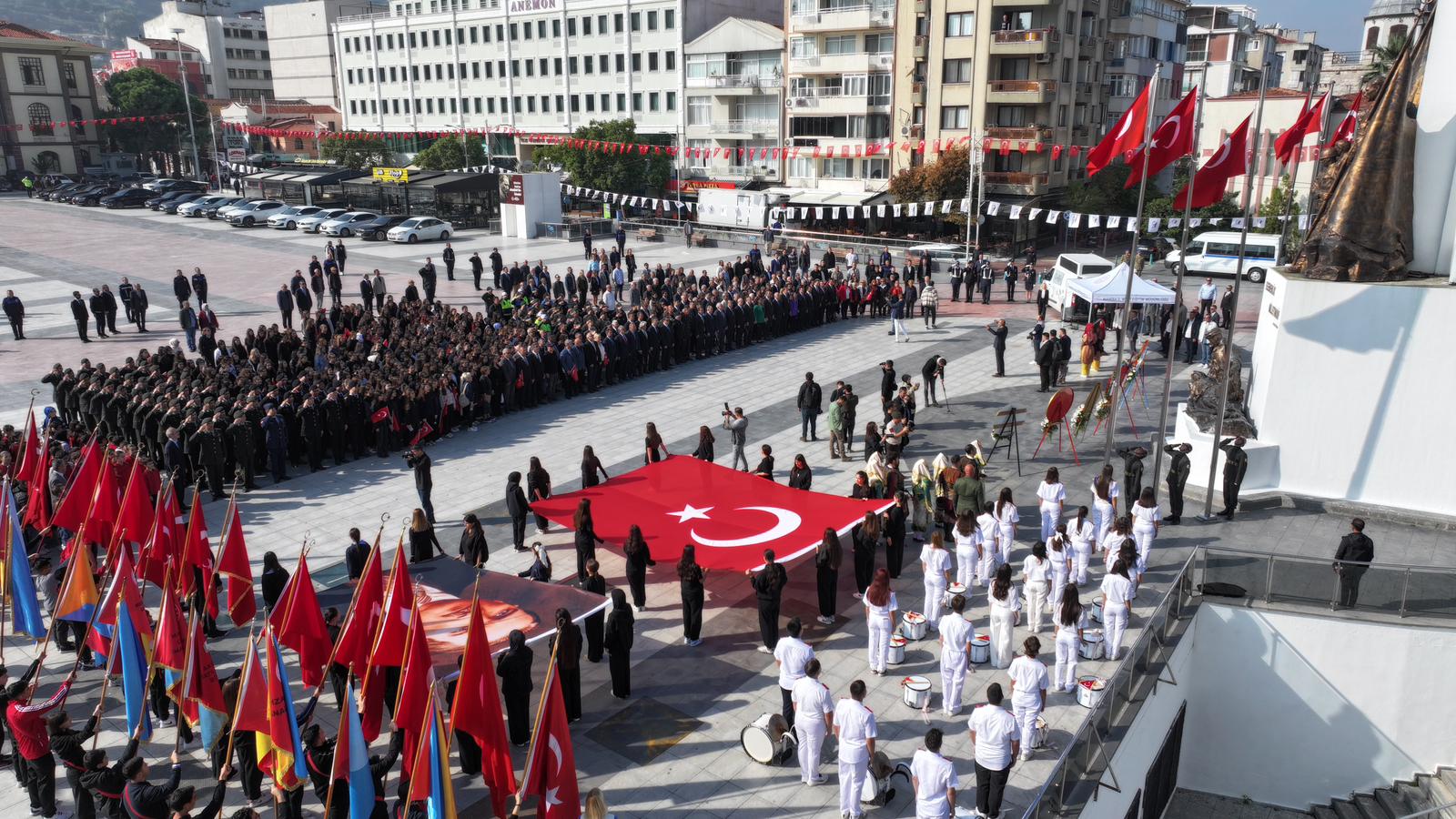 Atatürk’ün Manisa’ya Gelişinin 100. Yılı Kutlandı (42)