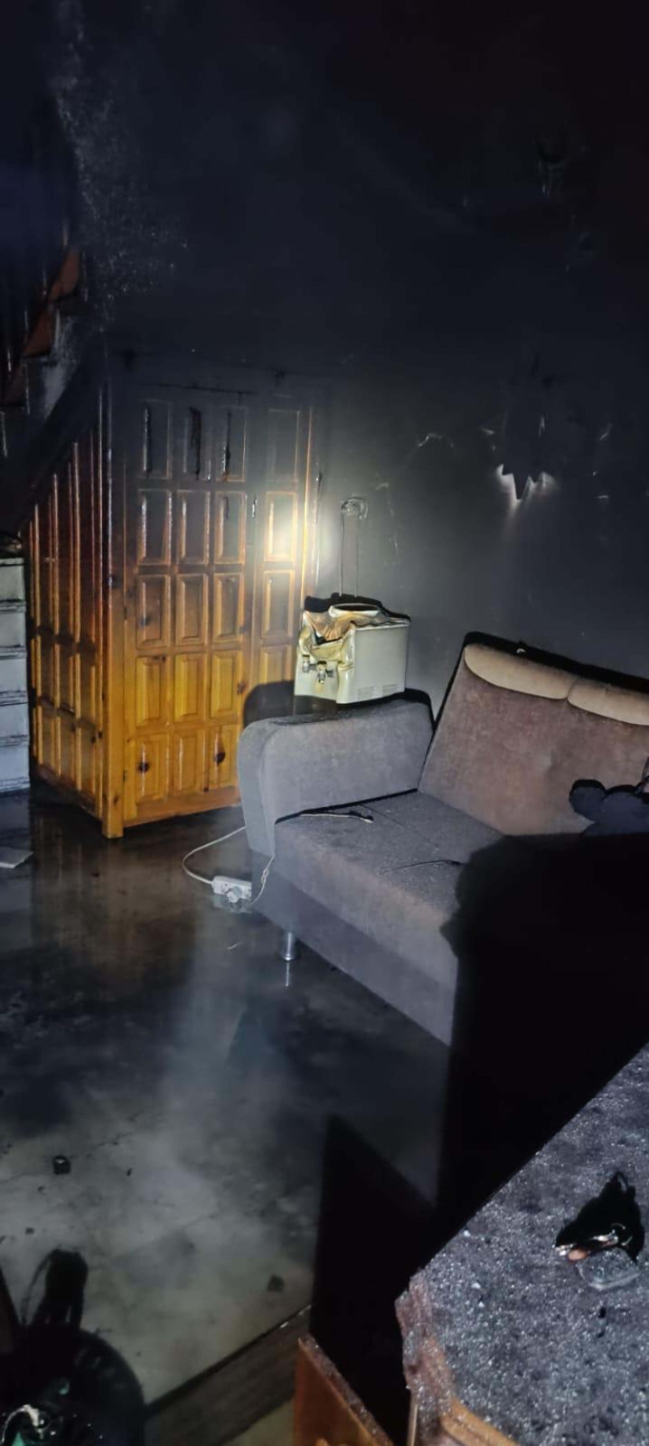 Duman zehirlenmesi sonucu yaşamını yitirdi