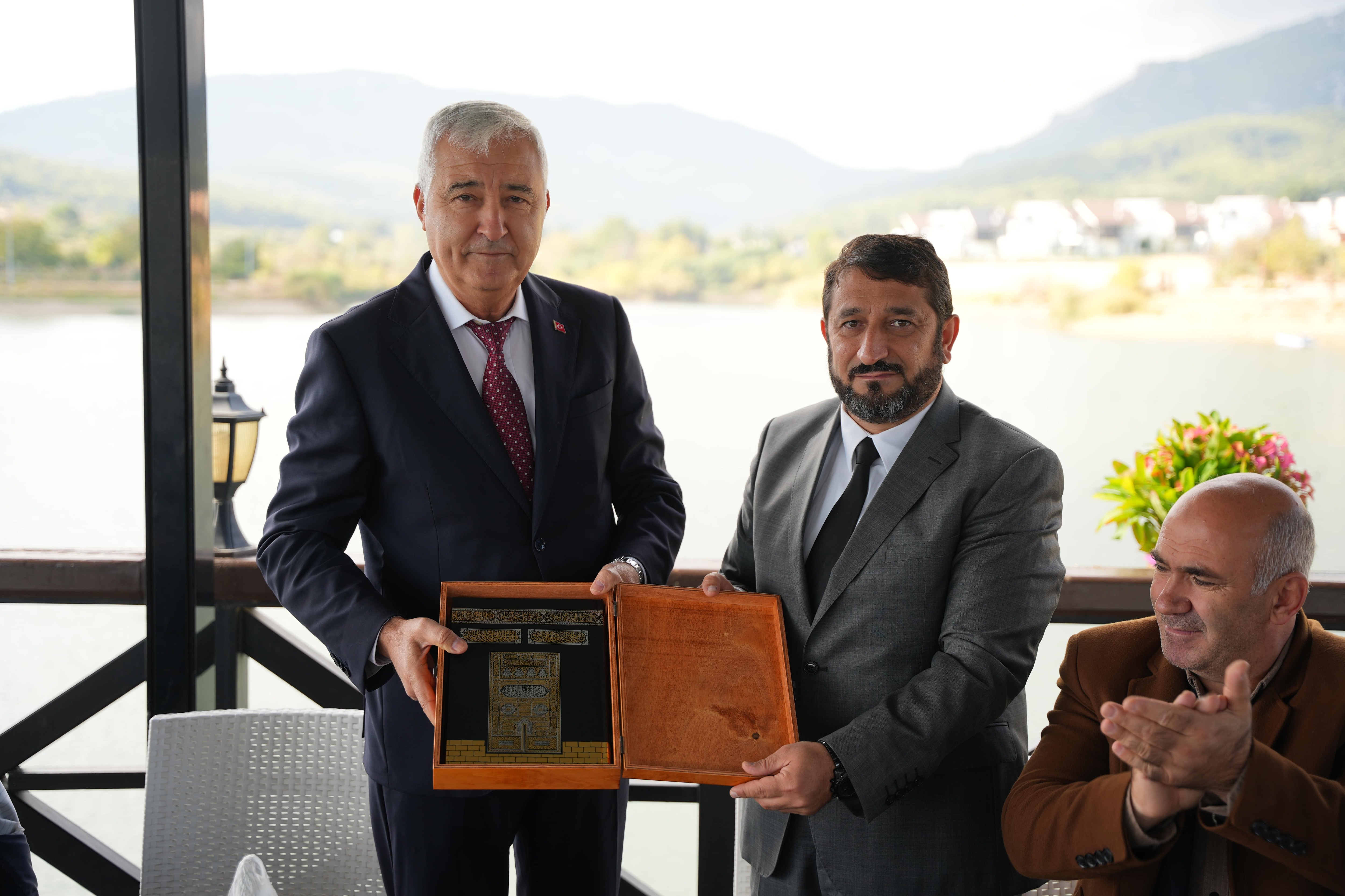 Başkan Ve Müftü 2