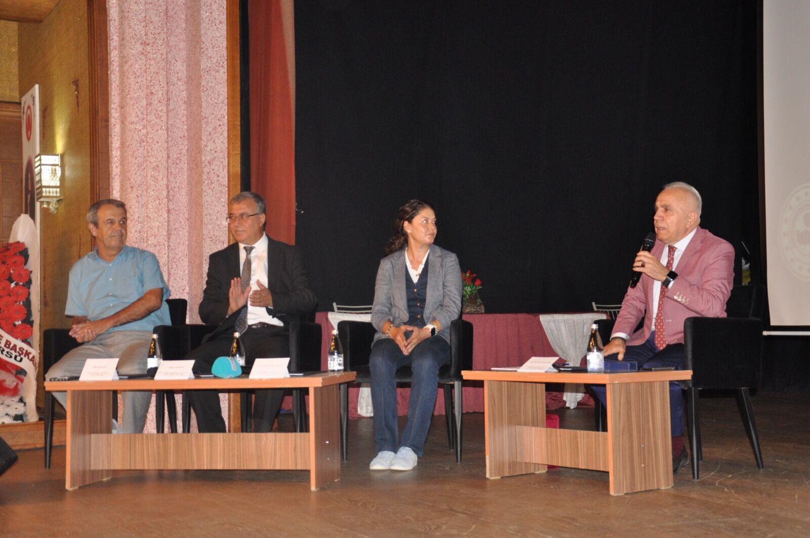 Tarım arazilerinin yarısı sulanamıyor