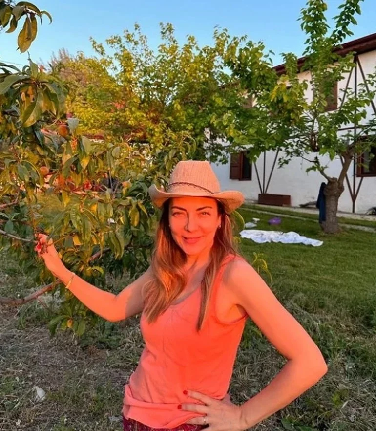 Dedesinden kalan evi restore etmişti