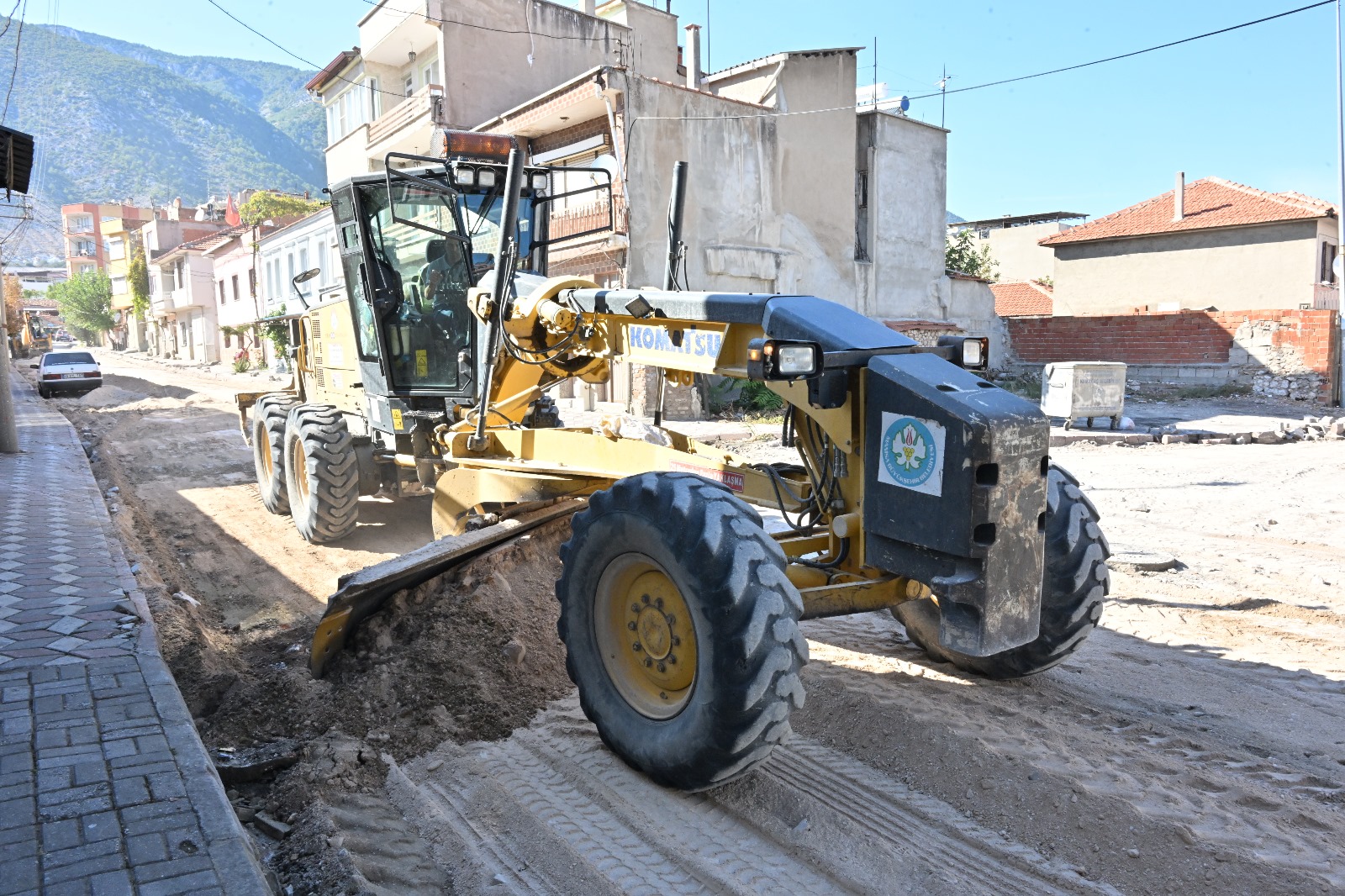 Büyükşehir’in Asfalt Hamlesi Hız Kesmiyor (11)