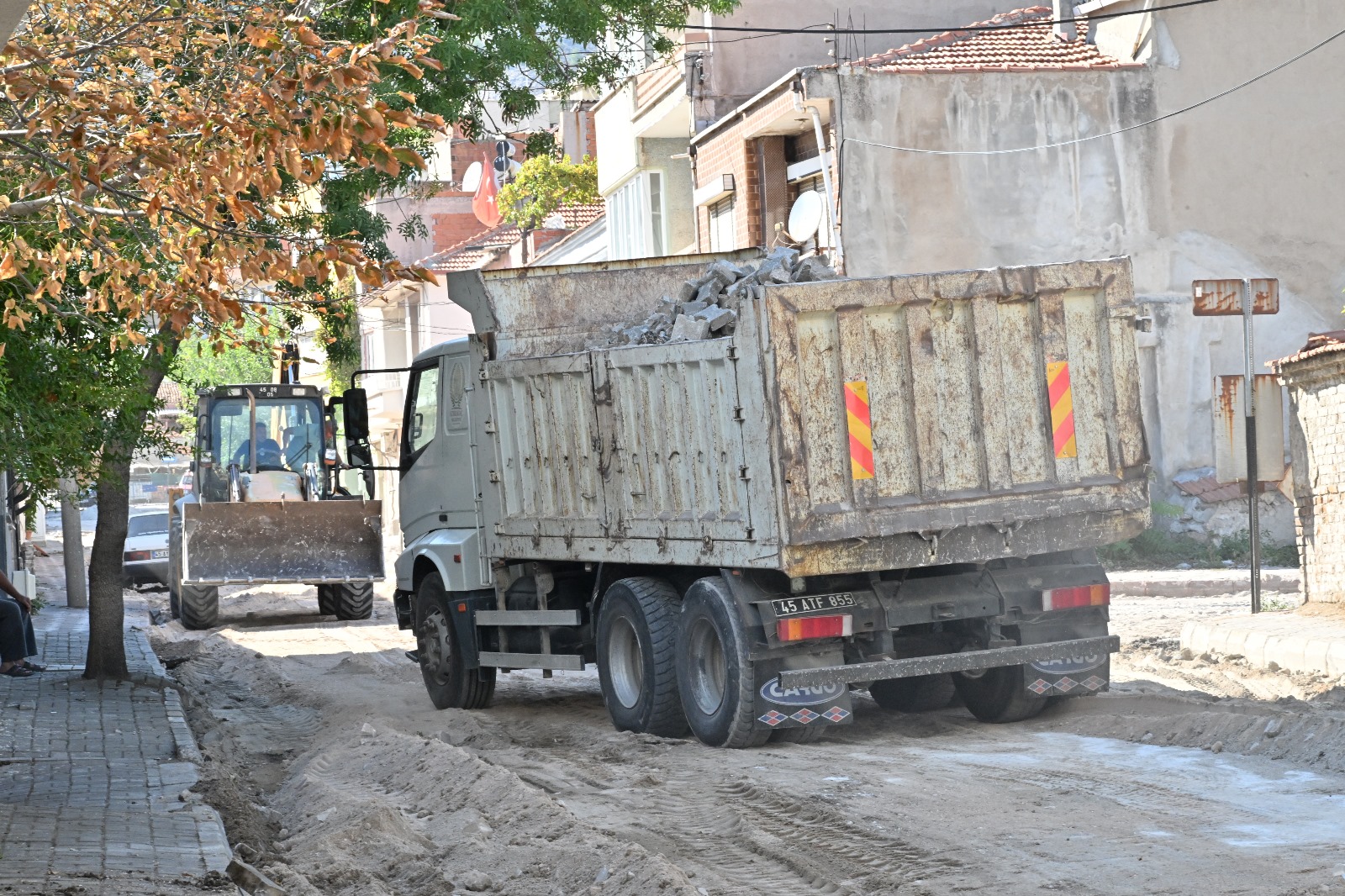 Büyükşehir’in Asfalt Hamlesi Hız Kesmiyor (9)