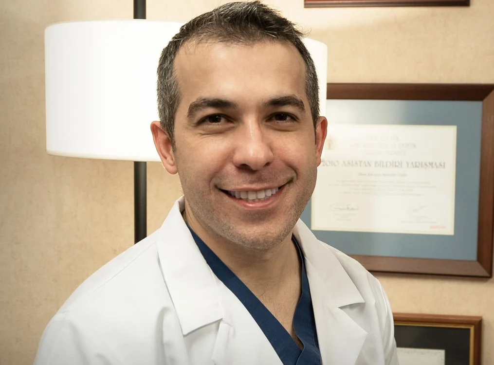 Gönlünü Prof. Dr. Karaca Başaran’a kaptırdı