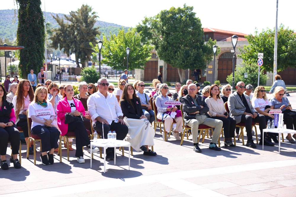 Çeşme’de Sağlığa Pembe Adımlar Atıldıphoto 2025 10 10 14 22 09 2