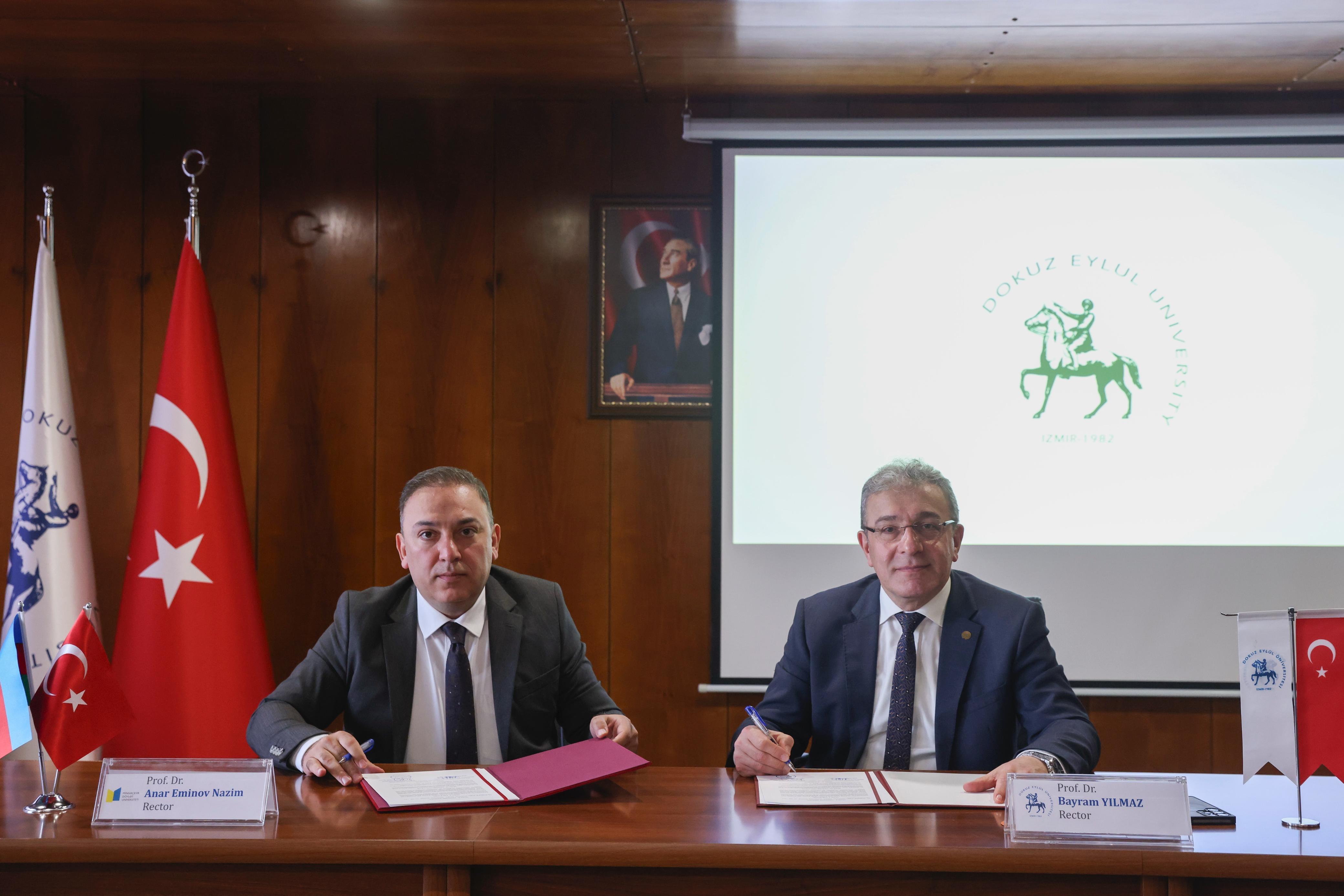 Deü İle Mi̇ngachevi̇r Üni̇versi̇tesi̇ Arasinda İş Bi̇rli̇ği̇ Protokolü İmzalandi (2)