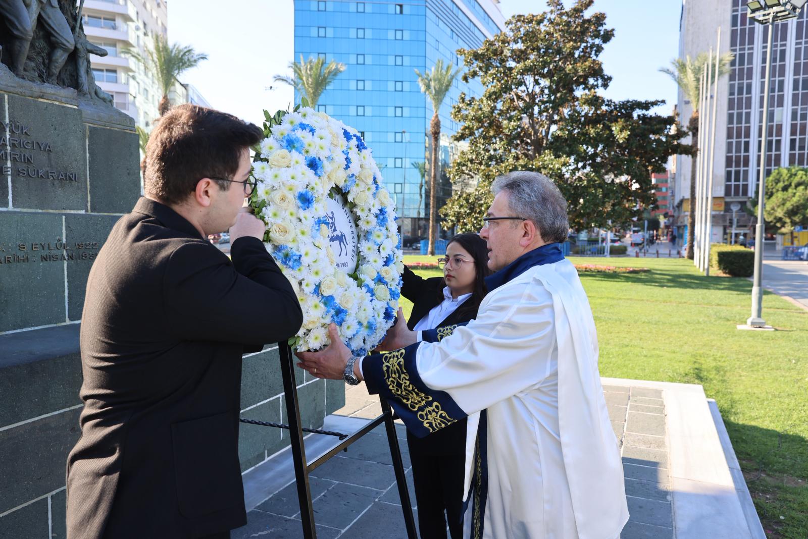 Deü'de Akademi̇k Yil Gazze Mesajiyla Açildi Sessi̇z Kalmak Tarafsizlik Deği̇l, Vebaldi̇r (2)