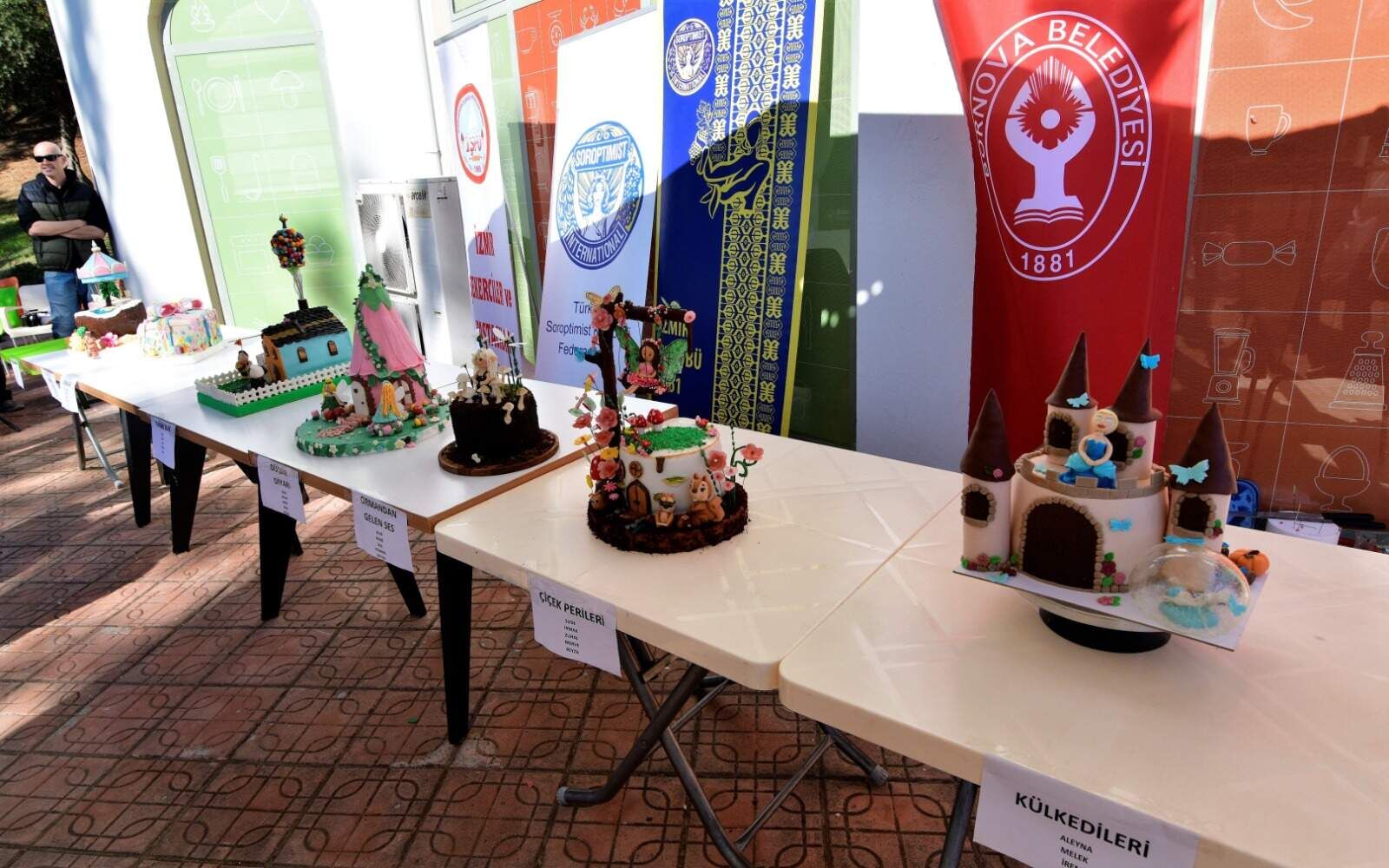 Tatlı rekabet, güçlü kadınlar: Bornova’da istihdam garantili kurs sona erdi!-1