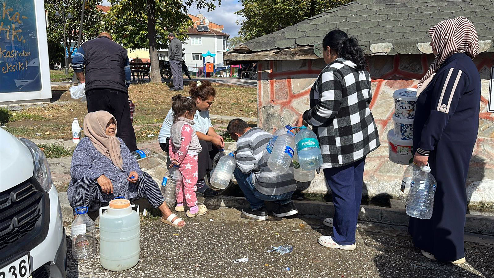 E D I R N E’ D E S U K E S I N T I L E R I N E D E N I Y L E C E S M E 953765 283183