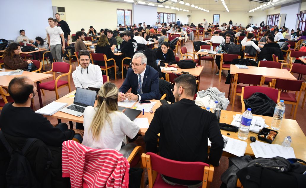 Ege Üniversitesi Kütüphanesi 1,-1