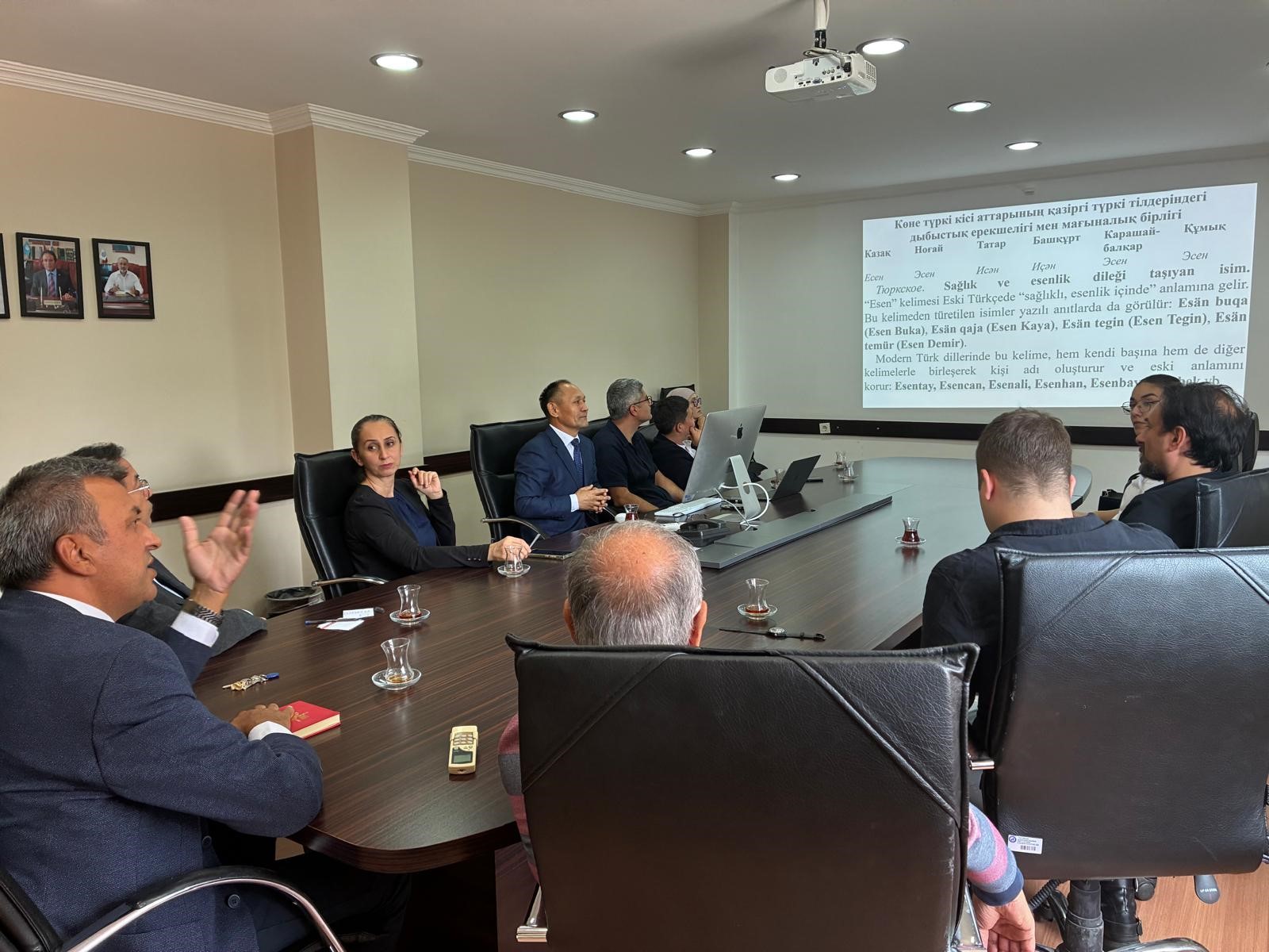 ++Ege Üniversitesi’nde Türk Dünyasının Dil Birliği Konuşuldu (2)