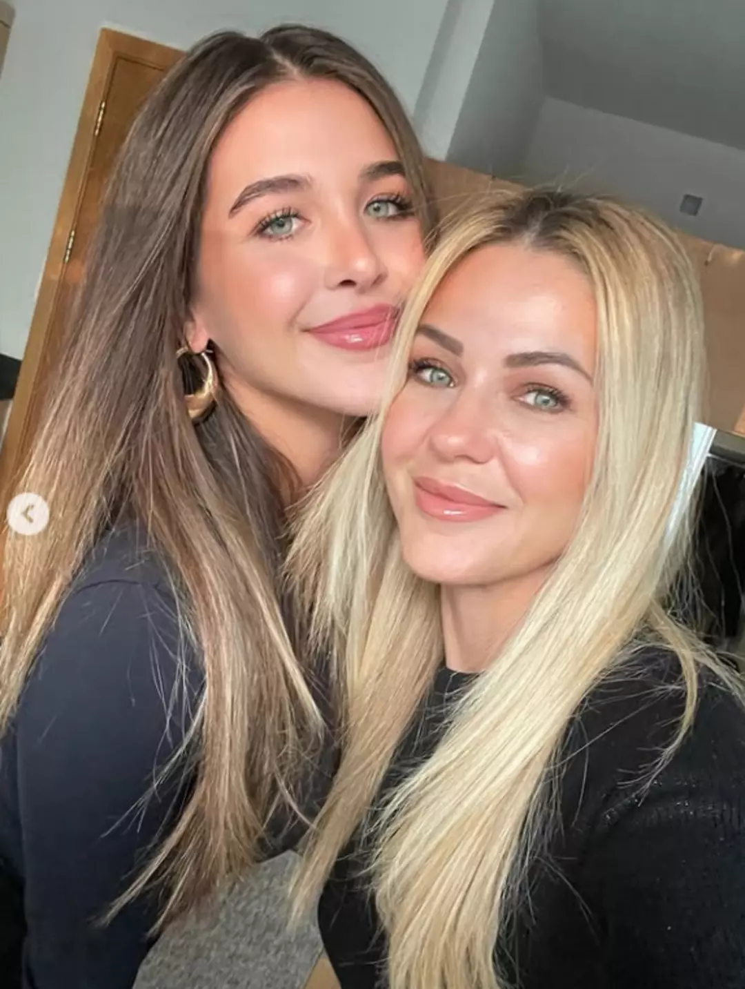 “İyi ki doğdun annem”