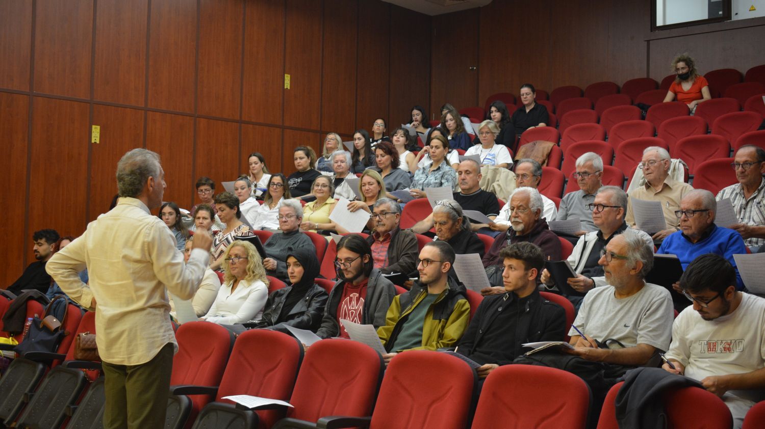 ++++Eü Klasik Türk Müziği Koro Topluluğu, 33 Yıllık Müzik Geleneğini Sürdürdü (2)