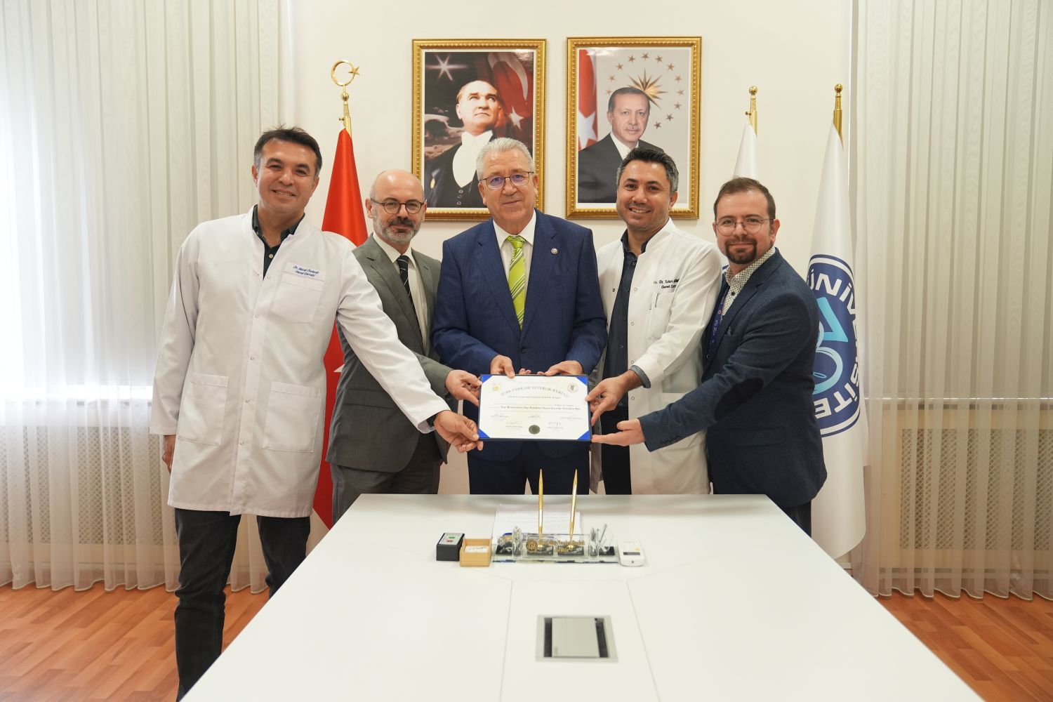 ++Eü Tıp Fakültesi Eğitimde Kalitesini Tescillemeye Devam Ediyor (3)