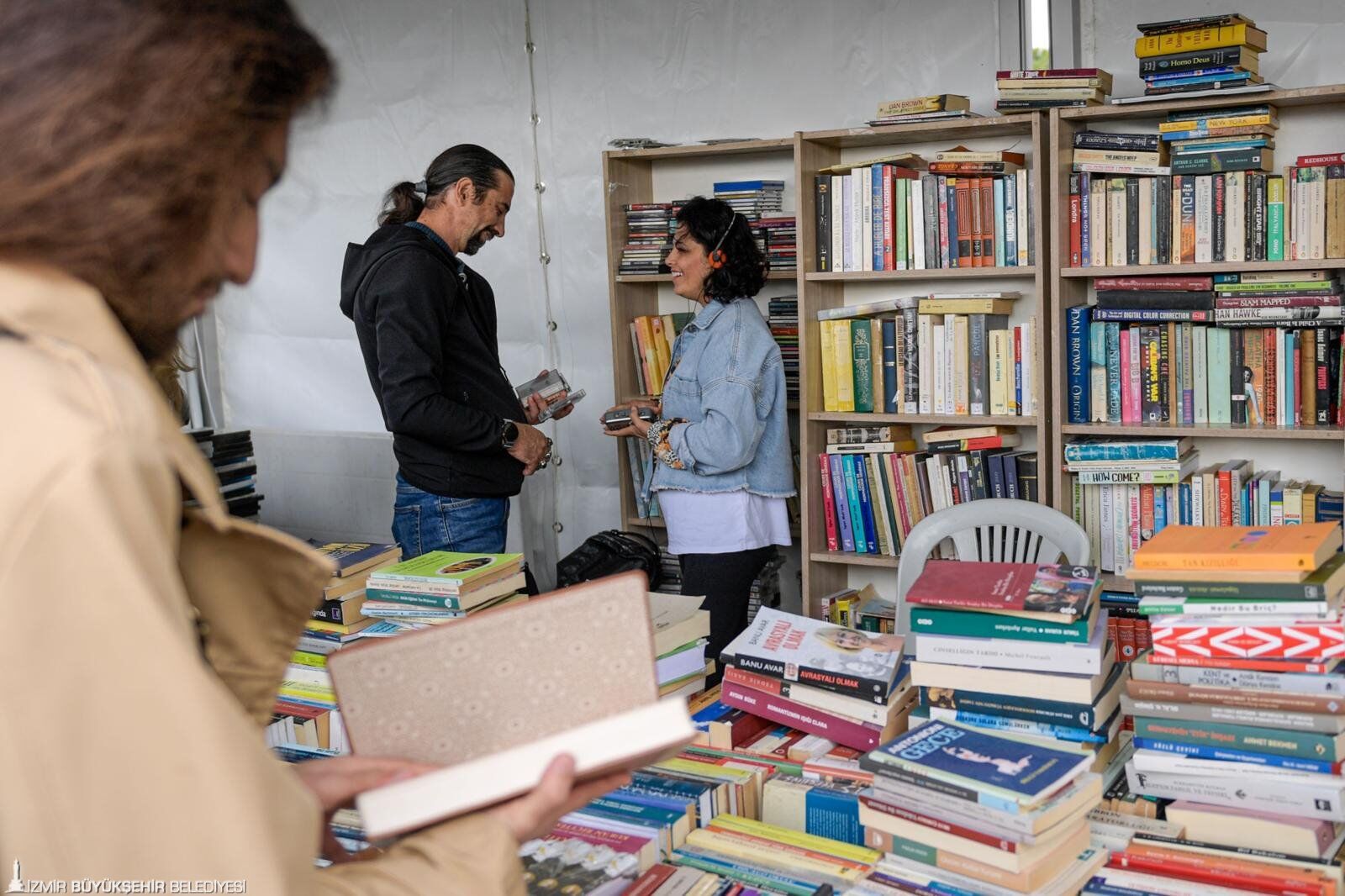 “Kitabı eline alıp koklamanın tadı başka”