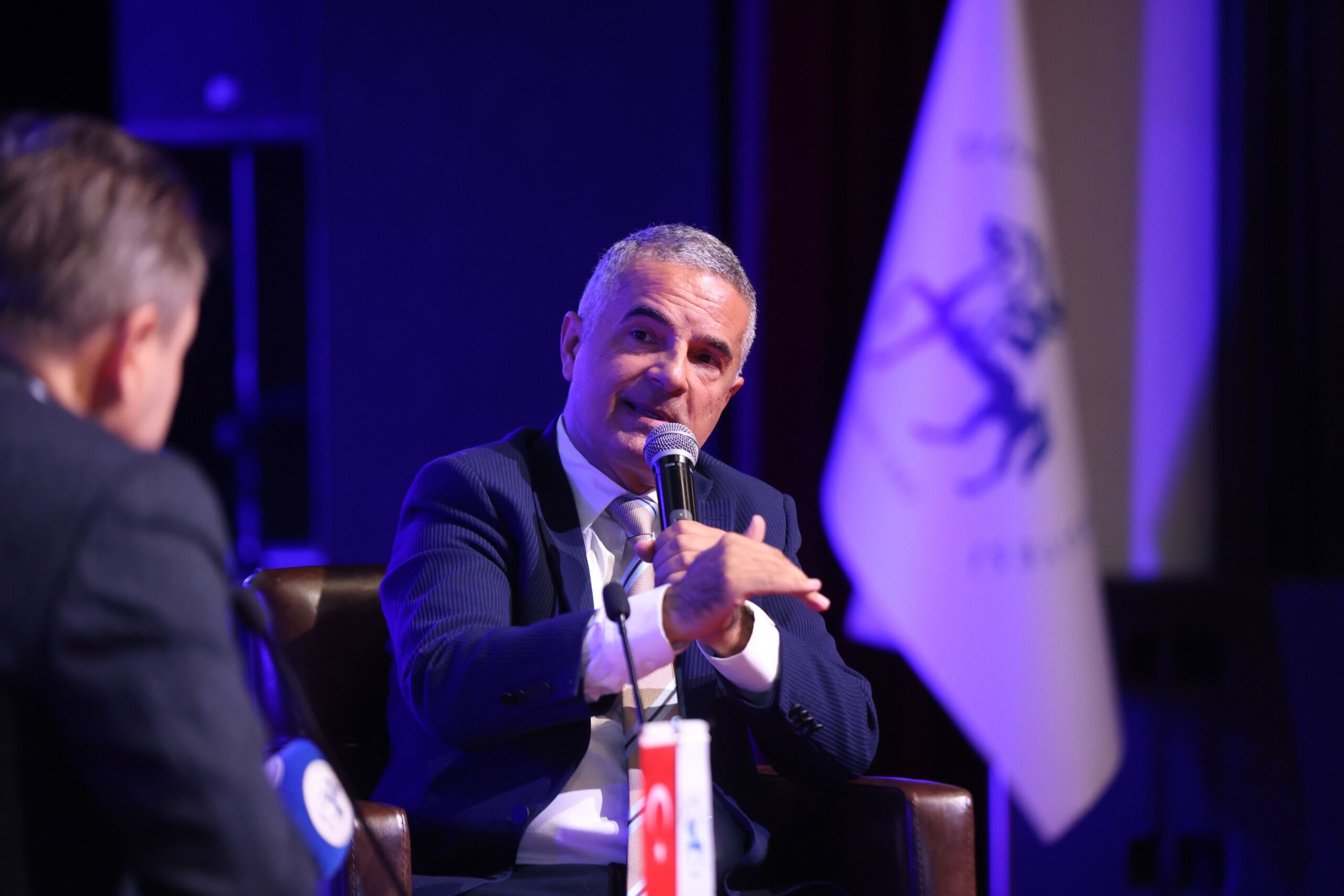 Gazeteci̇ Hakan Çeli̇k, Küresel Geli̇şmeleri̇ Ve Türki̇ye'ni̇n Konumunu Deü'de Değerlendi̇rdi̇. (4)