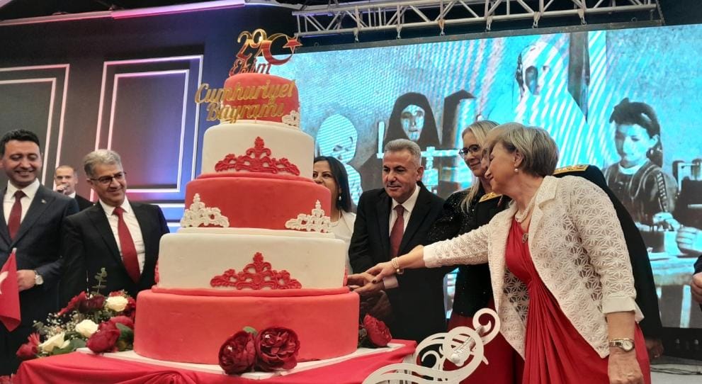 Vali Elban pasta töreni