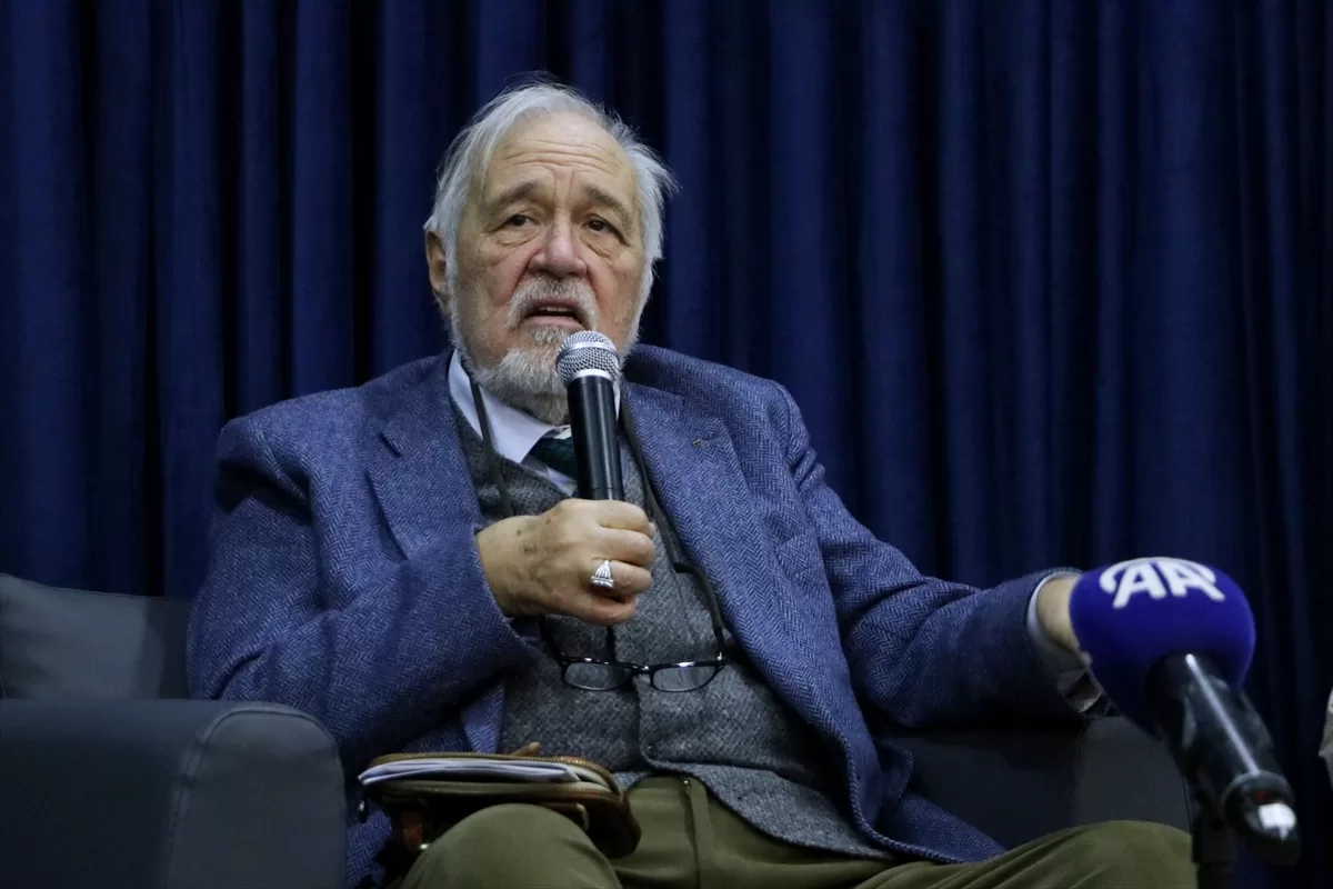 102 yıllık mirasın simgesi