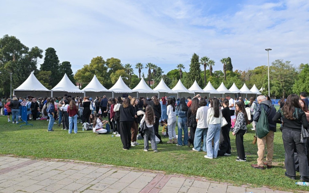 "Yazmak bir yaşam biçimi ve travmadan kurtulma aracı"