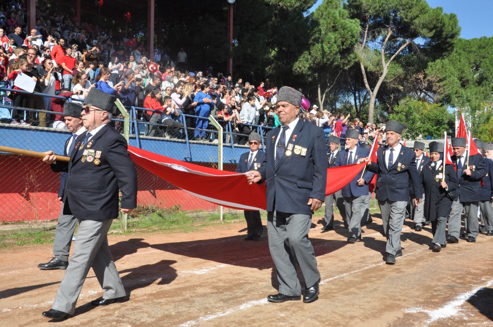 Bayındır'da Kaymakamdan "Yeniden doğuş destanı" vurgusu