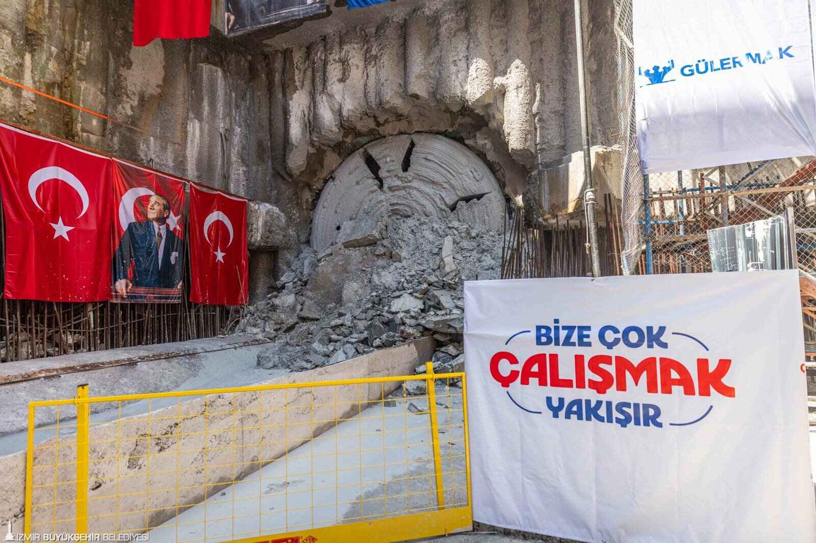 Izmir Buca Metrosu 2 (1)