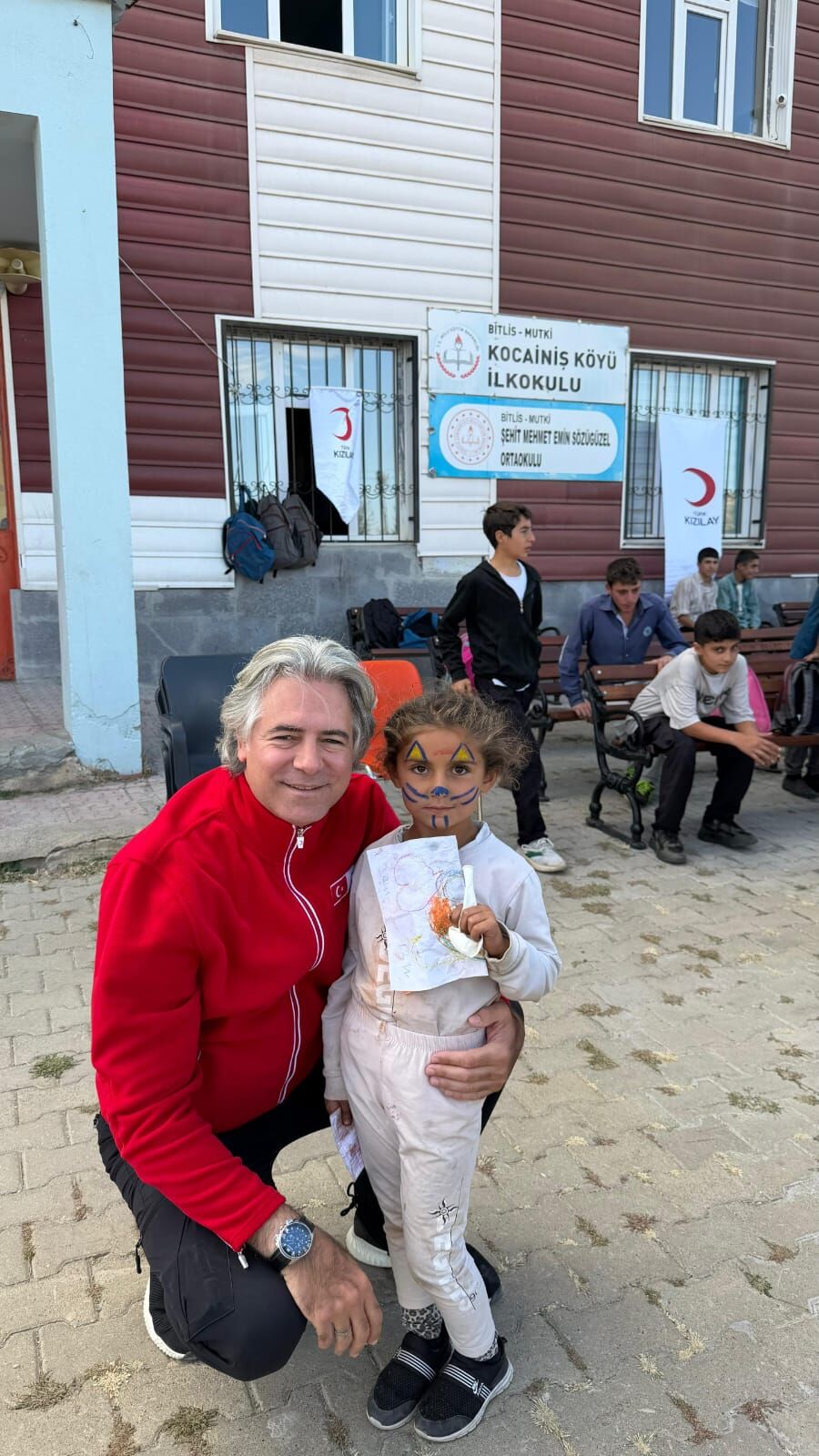 Izmir Kızılay Yardın