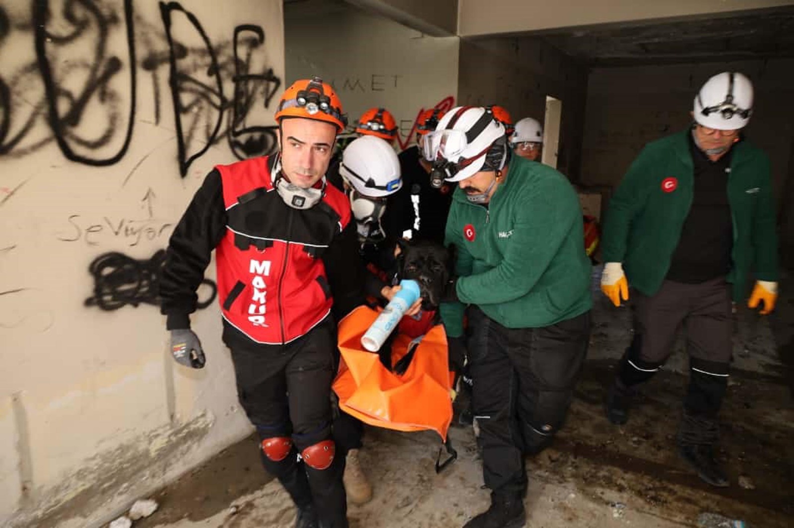 Helikopterli kurtarma operasyonu gerçeği aratmadı