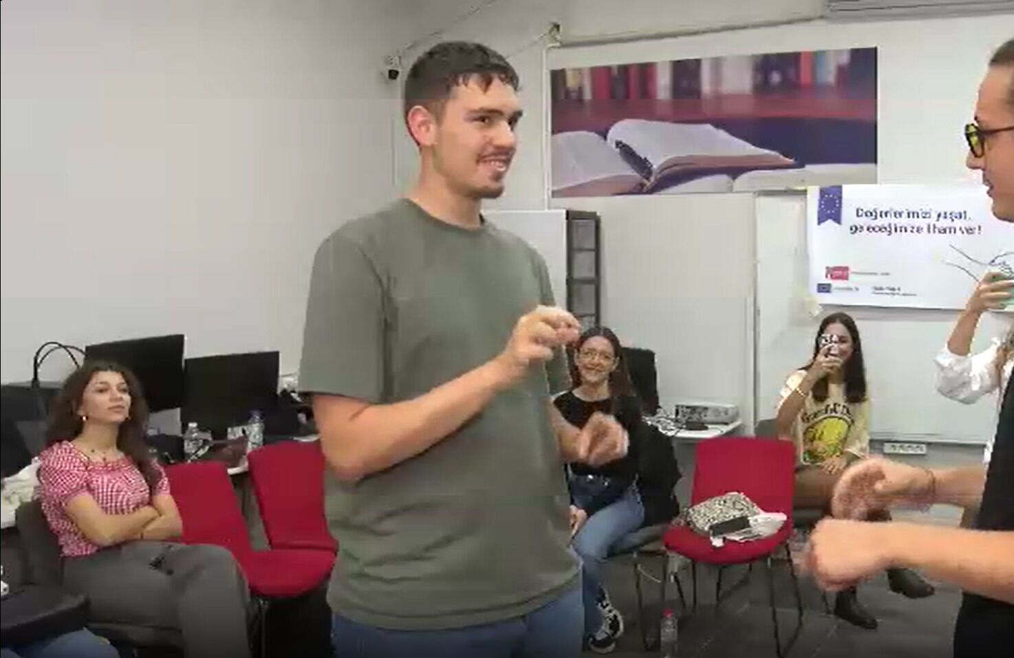 Sözsüz iletişimle dostluk köprüsü kuruldu