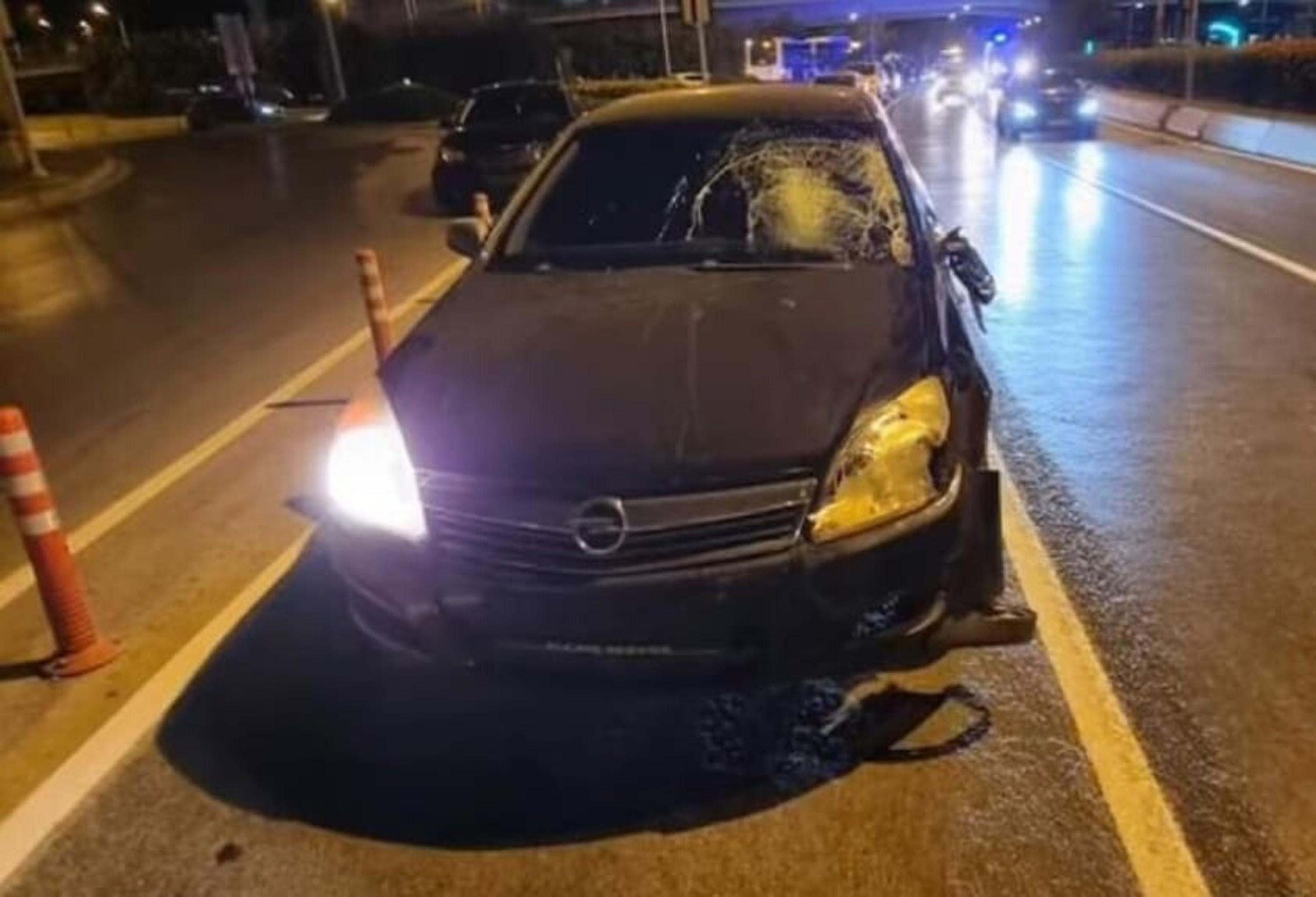 Sosyal medya yorumu incelemede