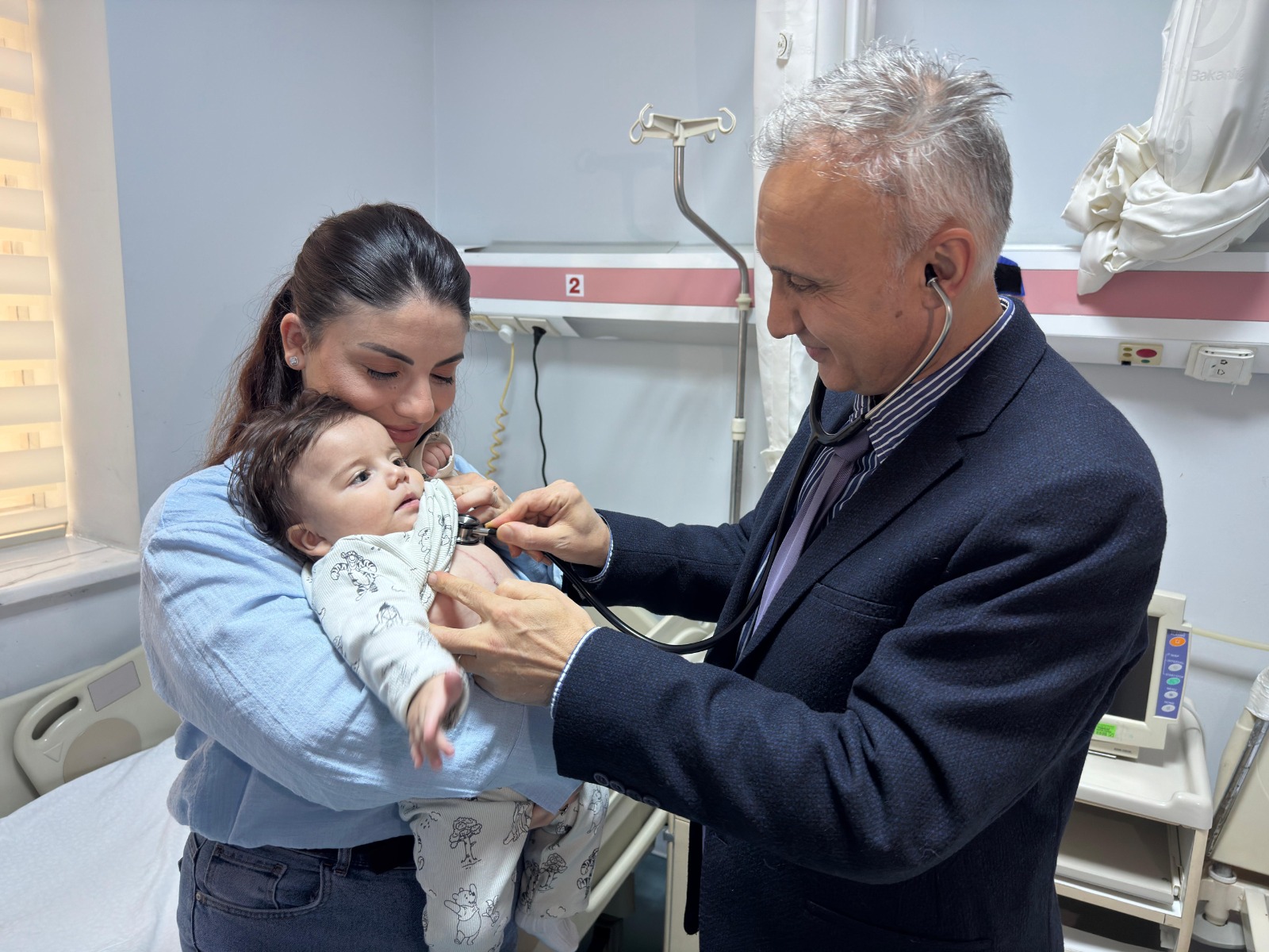 Riskli cerrahi operasyon ile kalpte yeni bir yol oluşturuldu