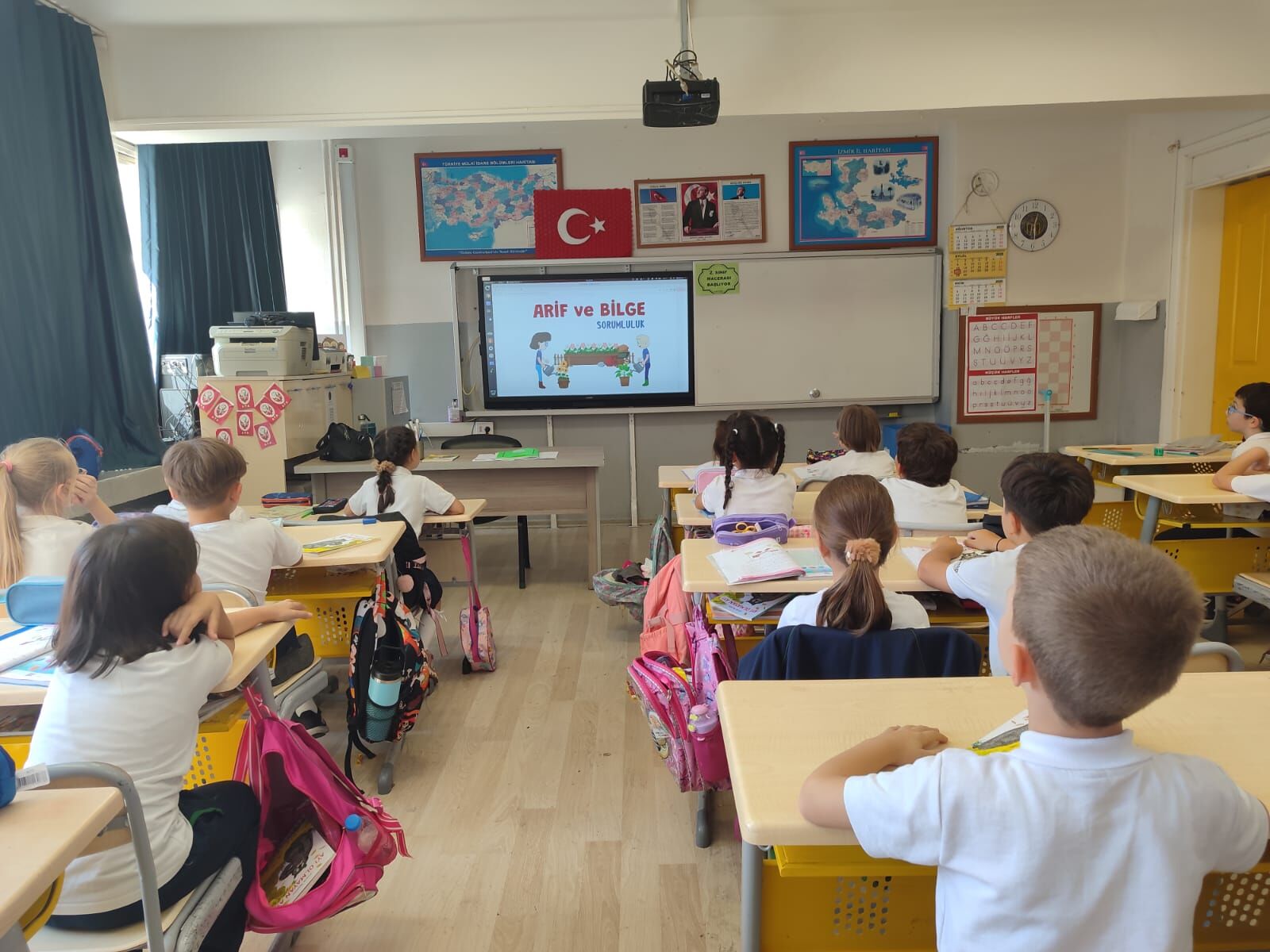 Etkileşimli senaryolarla on temel değer aktarılıyor