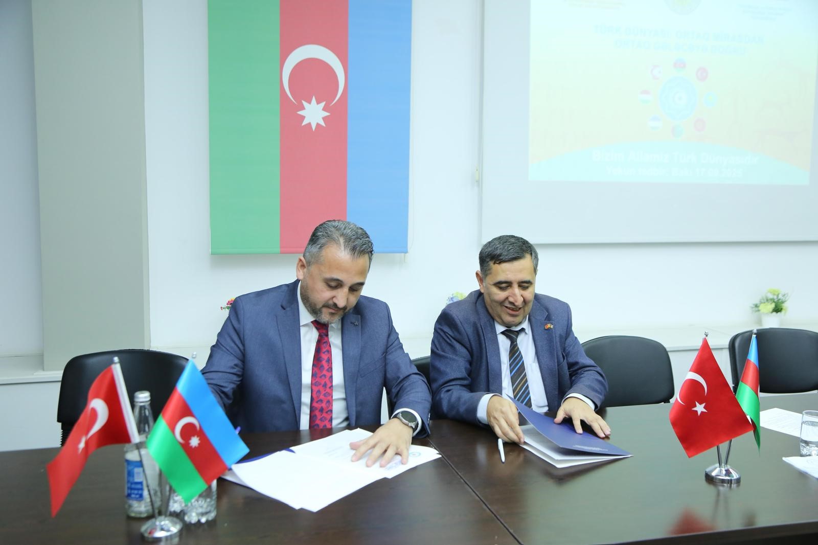 Bakü’de stratejik iş birliği protokolü imzalandı