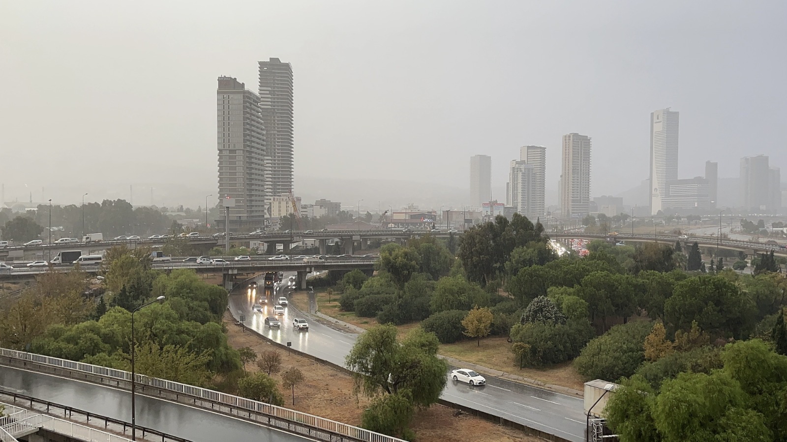 Su birikintileri oluştu