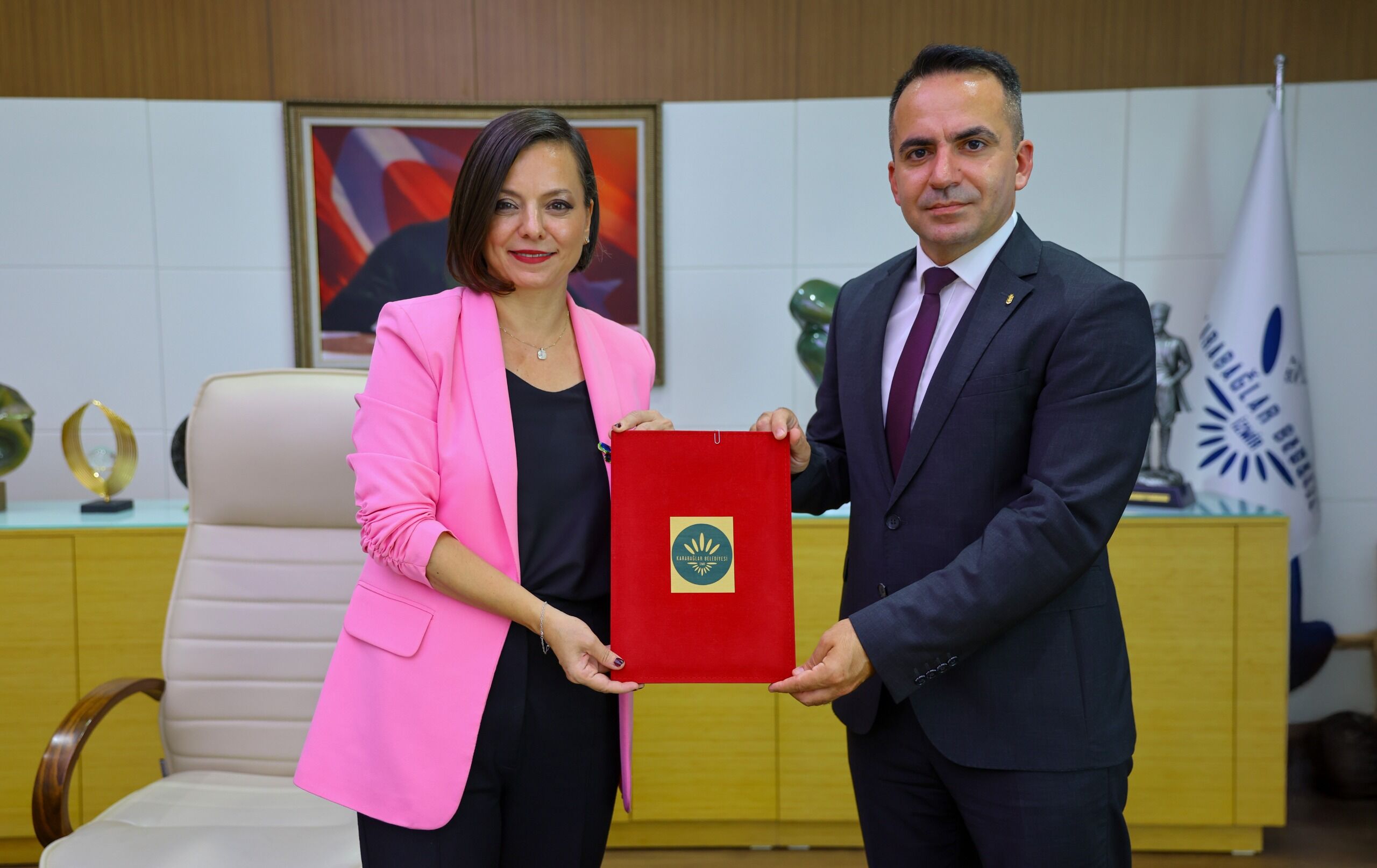 Karabağlar Belediyesi Işçilere Yüksek Promosyon (1)