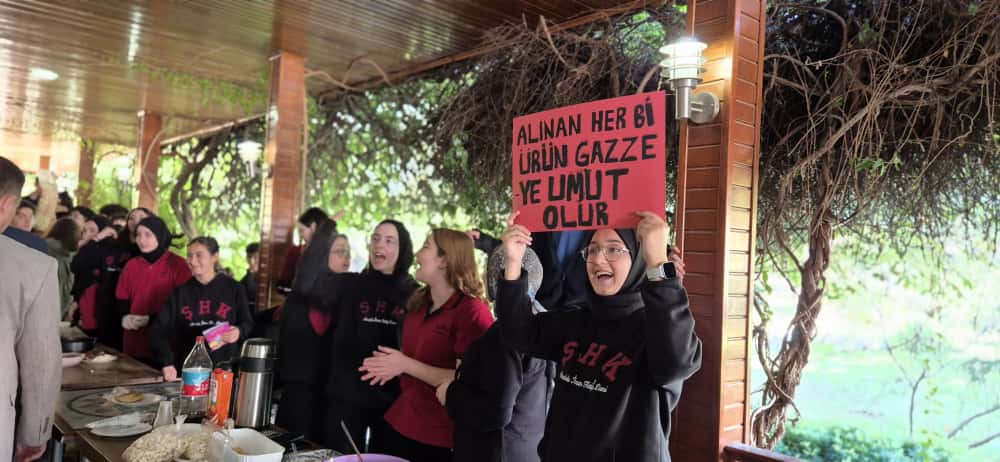 Sosyal sorumluluk eğitimi vurgusu