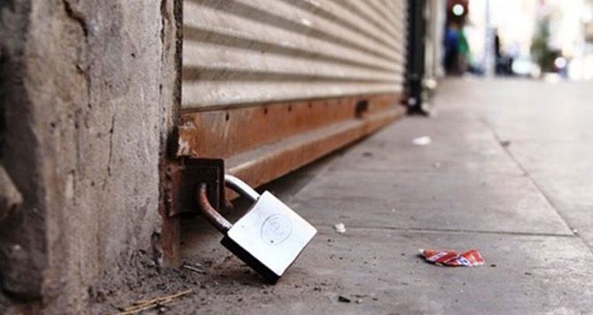 Dükkan da satışa çıktı