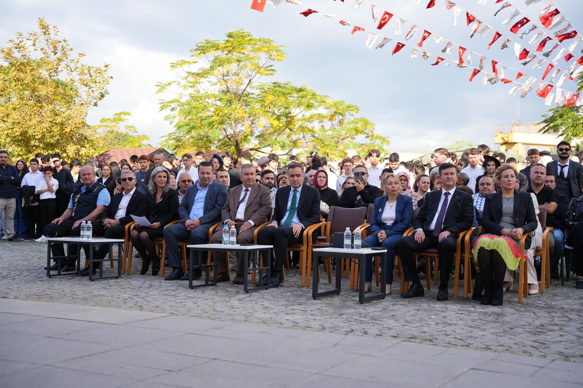 Kosbi̇ Cumhuri̇yet Bayrami (4) 2