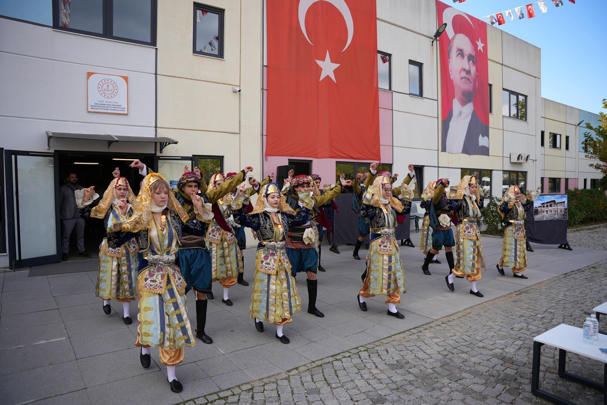 Kosbi̇ Cumhuri̇yet Bayrami (7) 2