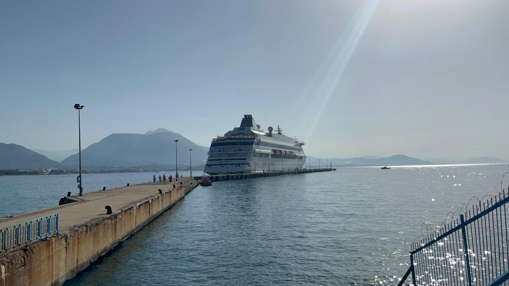 İzmir esnafı hareketlilik bekliyor